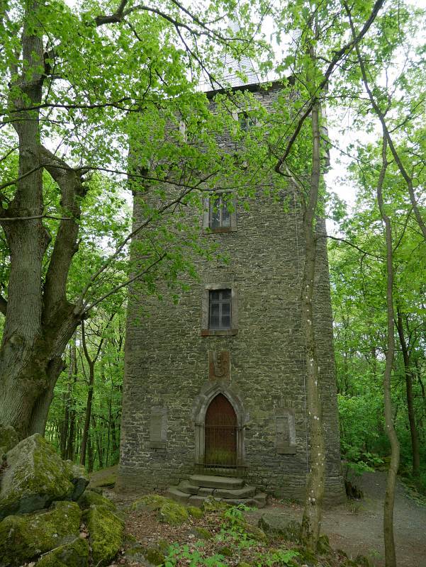 Dianaburg auf dem Kesselberg (412 m ü. M.)