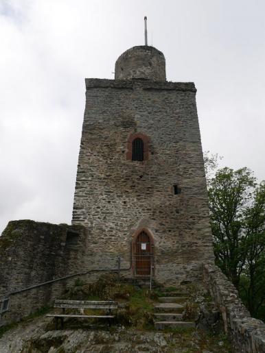 Burgruine Falkenstein (Taunus)