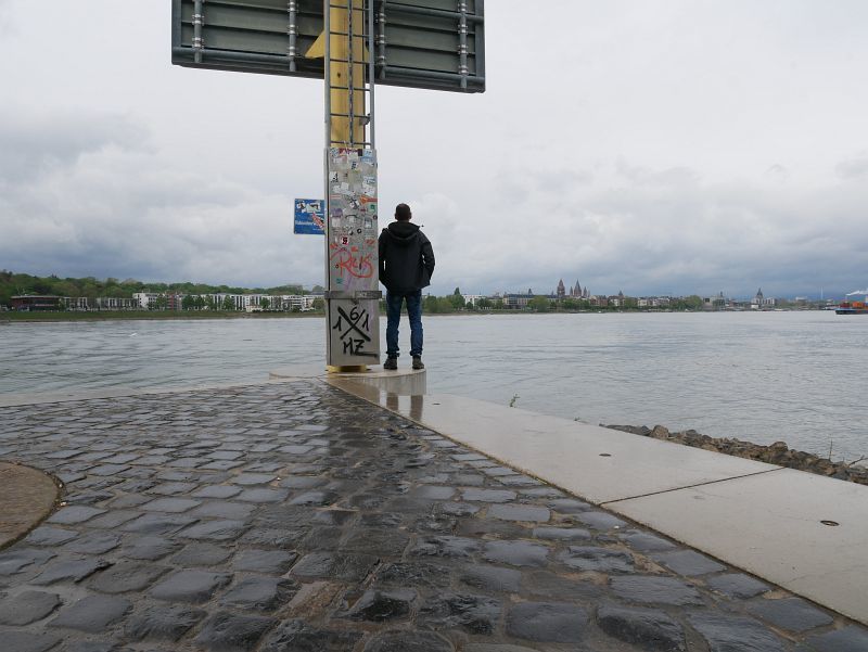 Mainspitze - hier mündest der Main in den Rhein