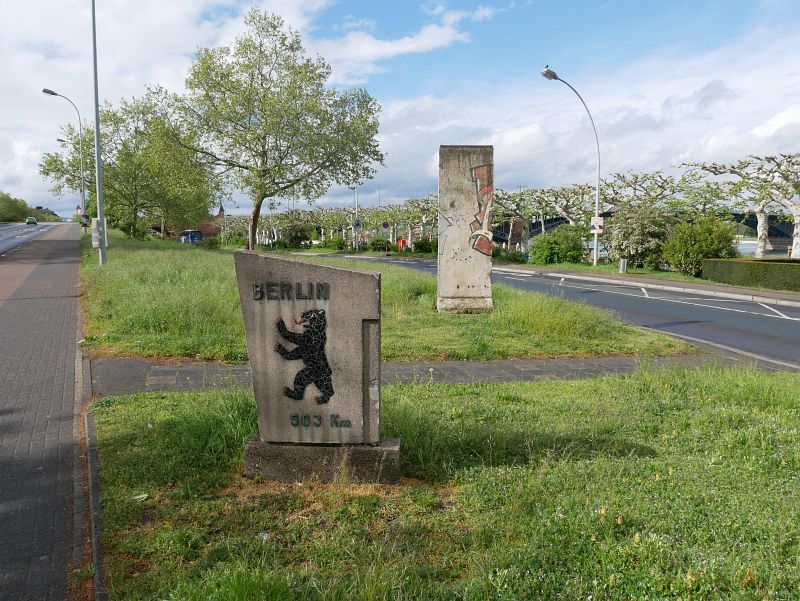 Mainz, Teilstück der Berliner Mauer (in etwa bei der Kreuzung Bauerngasse/Rheinstraße)